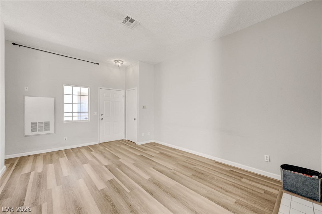 3150 Soft Breezes Drive 2053 Property Photo 6
