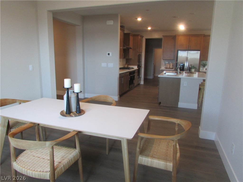 988 Gentle Swan Property Photo 12