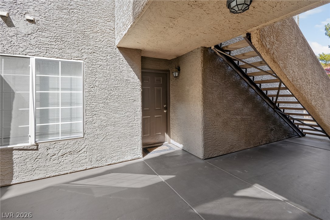 2200 South Fort Apache Road 1213 Property Photo 3