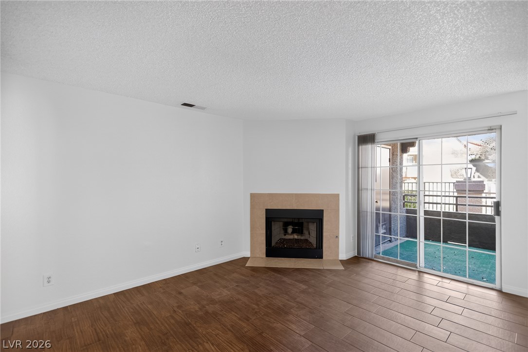 2200 South Fort Apache Road 1213 Property Photo 4