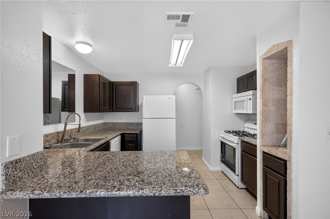 2200 South Fort Apache Road 1213 Property Photo 7
