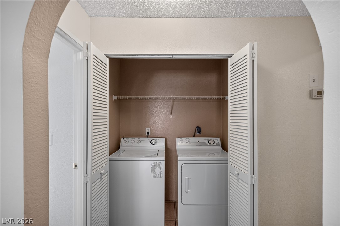 2200 South Fort Apache Road 1213 Property Photo 8