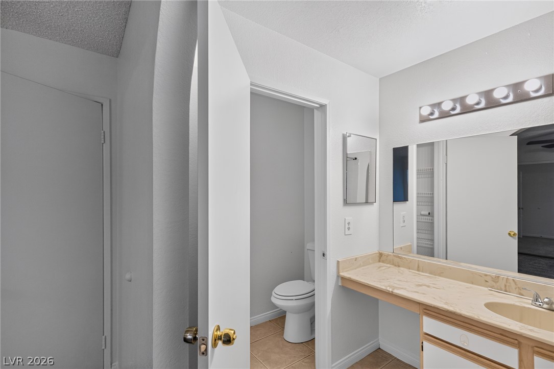 2200 South Fort Apache Road 1213 Property Photo 11