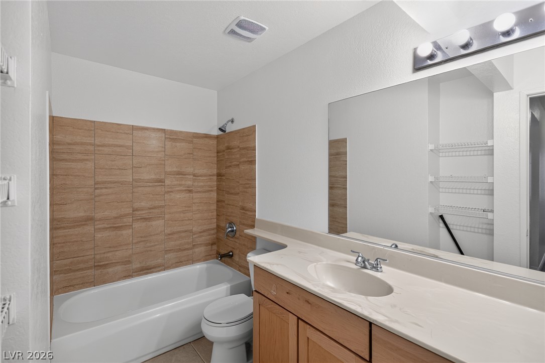 2200 South Fort Apache Road 1213 Property Photo 13