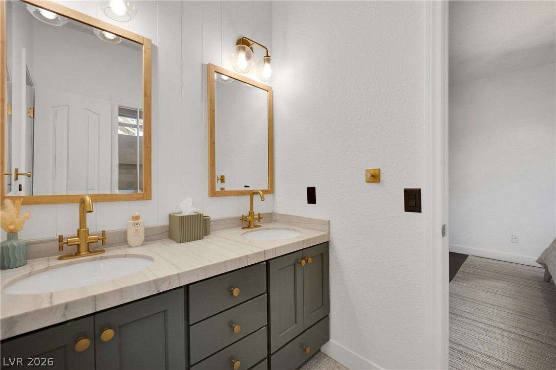 2516 Serenity Hollow Drive Property Photo 26