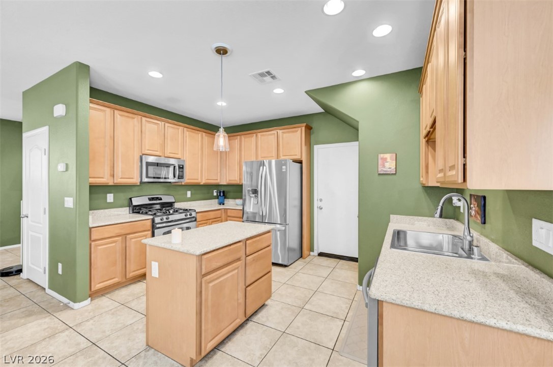 9348 Euphoria Rose Avenue Property Photo 16