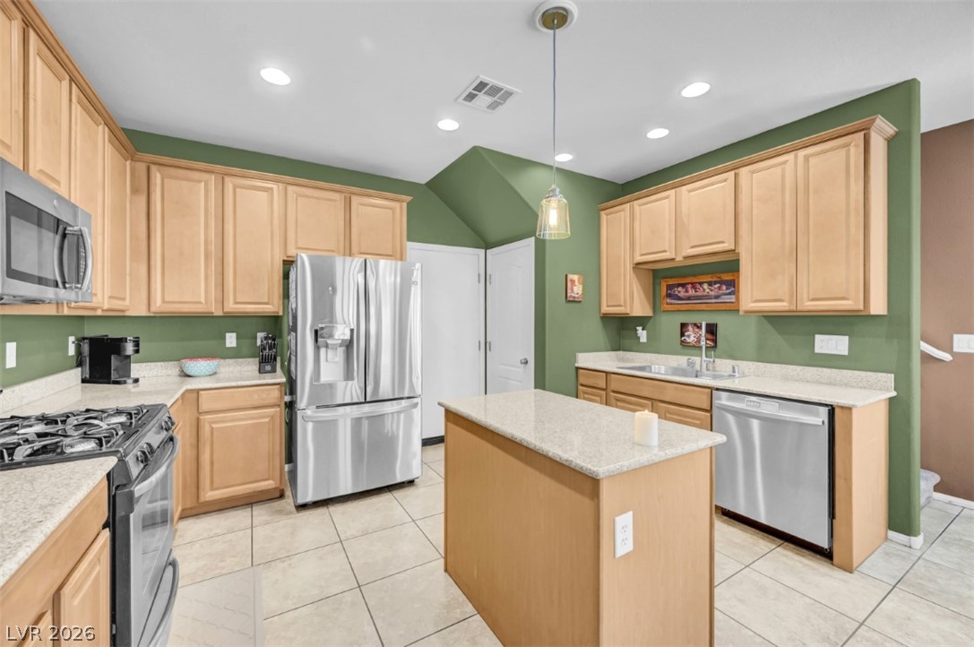9348 Euphoria Rose Avenue Property Photo 17