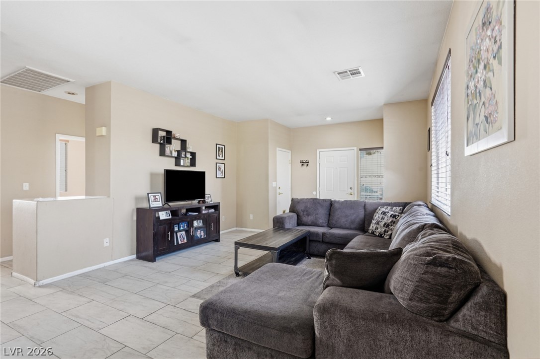 5904 Hickory Nut Avenue Property Photo 13