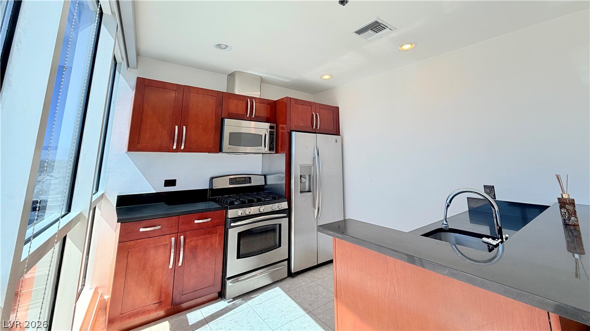 4575 Dean Martin Drive 1410 Property Photo 19