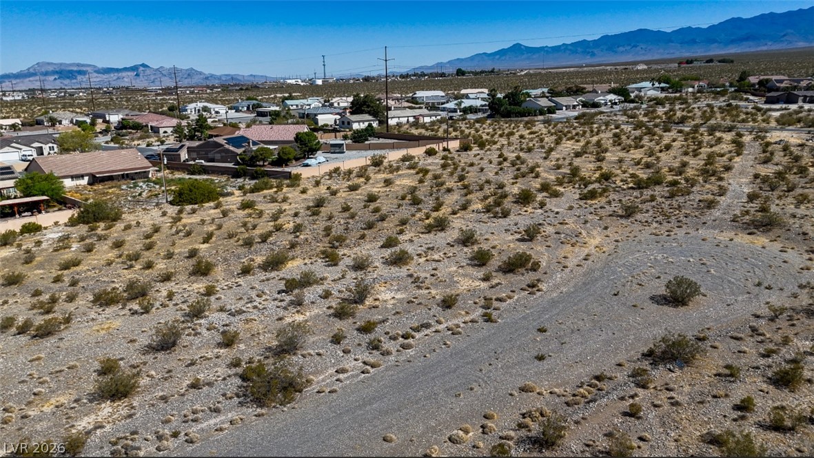 2240 South Sequoya Lane Property Photo 4