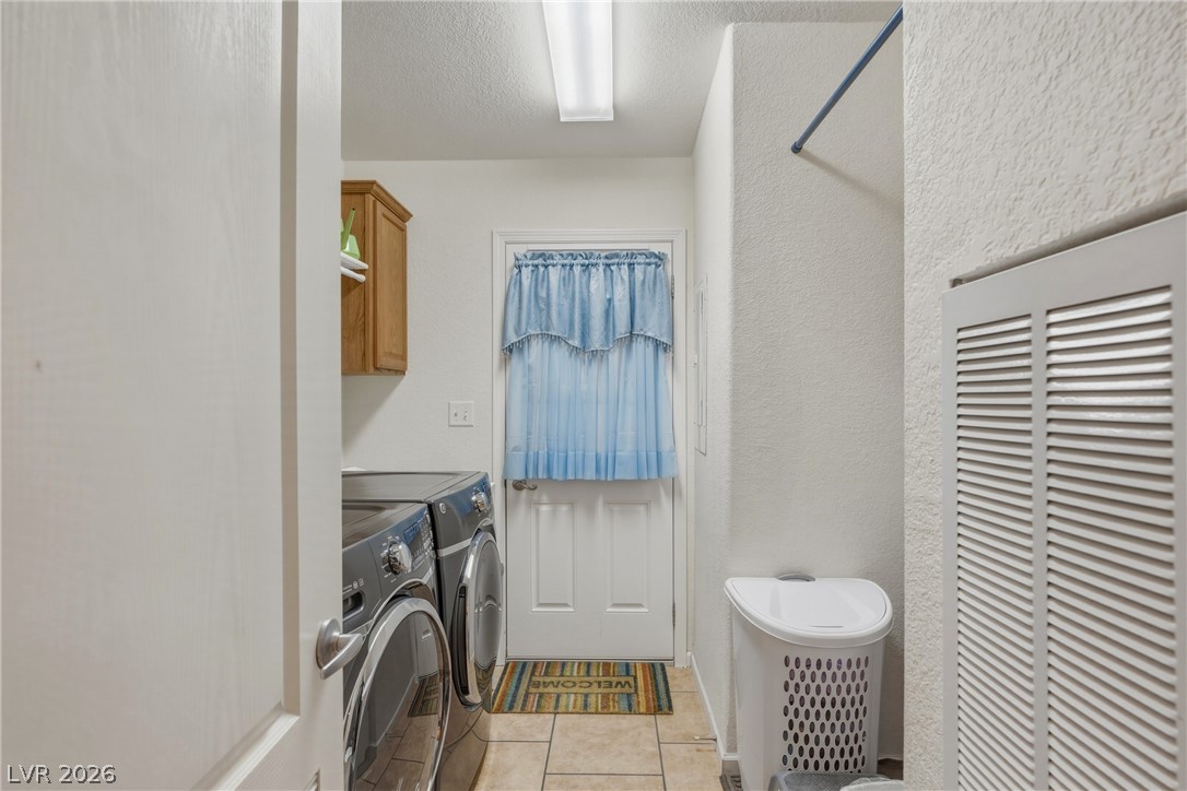 881 Montecito Drive Property Photo 10