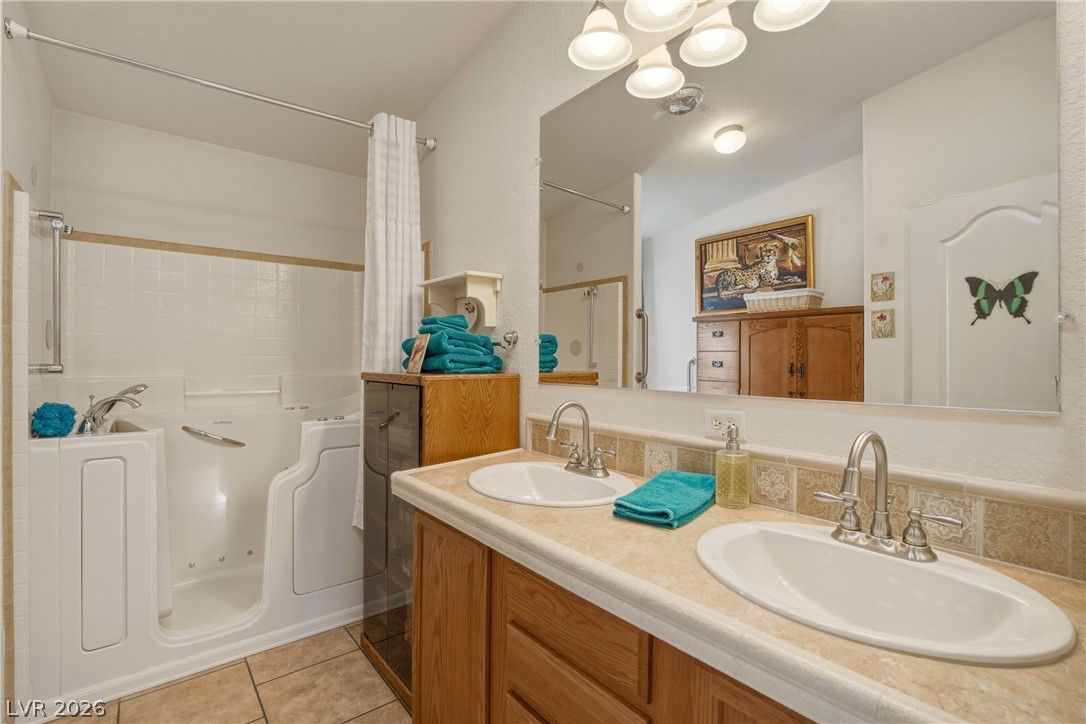 881 Montecito Drive Property Photo 14
