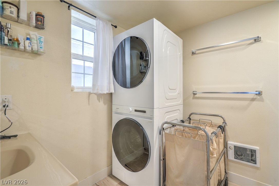 710 Cooper Street Property Photo 15