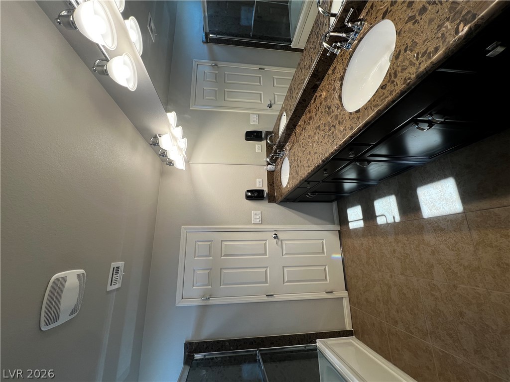 5784 Brimstone Hill Avenue Property Photo 6