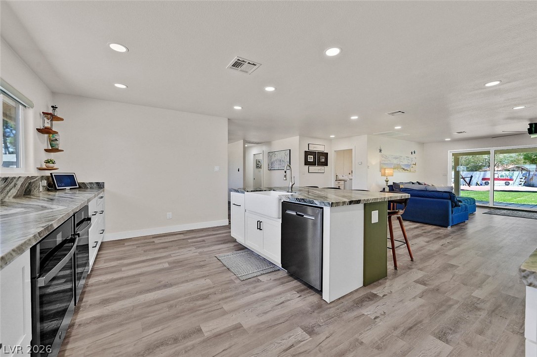7520 Florine Avenue Property Photo 17