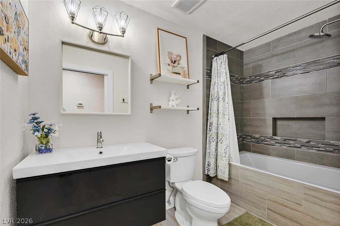7520 Florine Avenue Property Photo 41