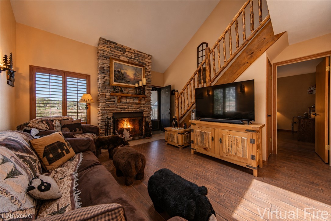 390 East 300 S 1b,3b,6b,9b Property Photo 15