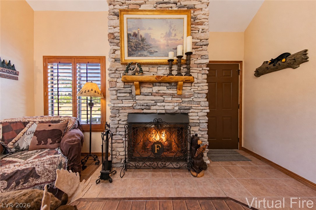 390 East 300 S 1b,3b,6b,9b Property Photo 16