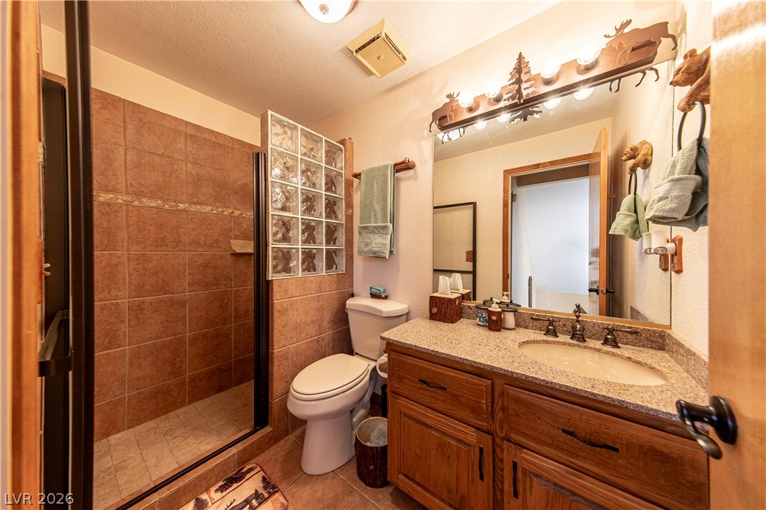 390 East 300 S 1b,3b,6b,9b Property Photo 44