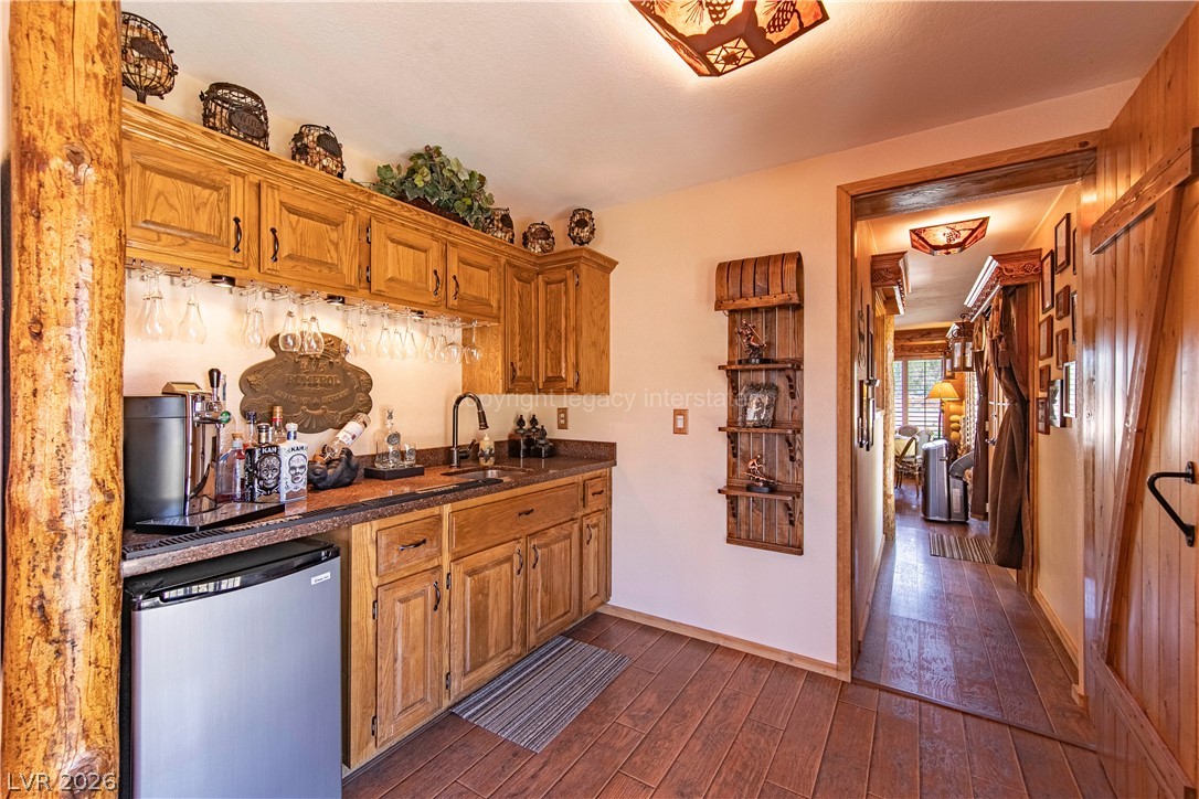 390 East 300 S 1b,3b,6b,9b Property Photo 56