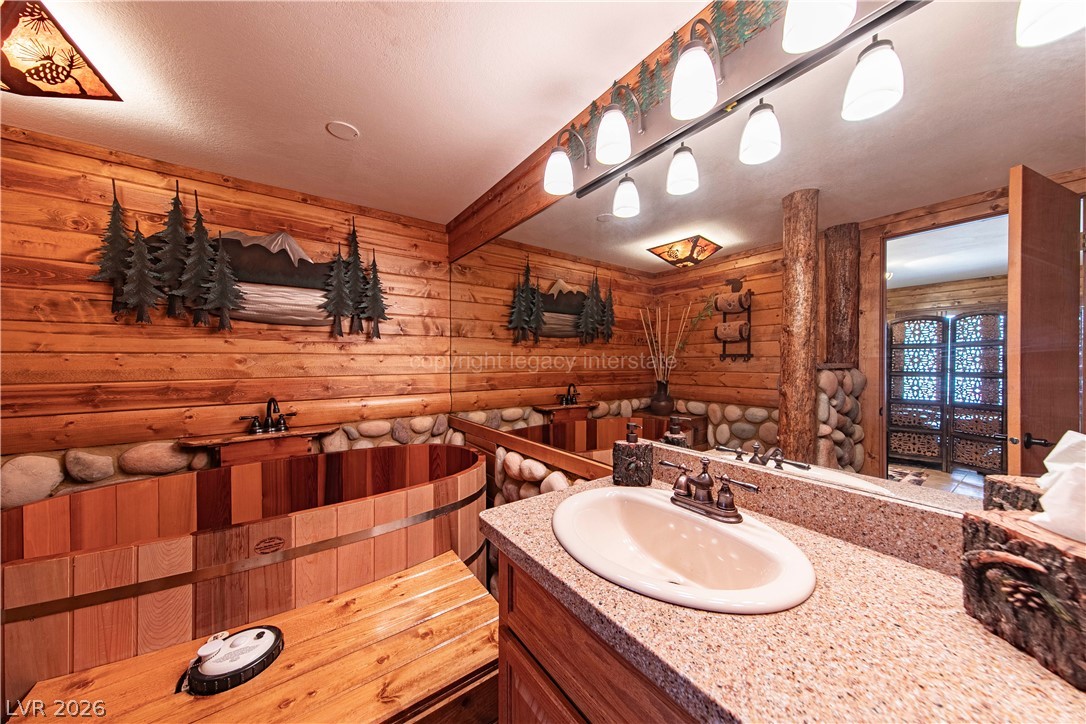 390 East 300 S 1b,3b,6b,9b Property Photo 66