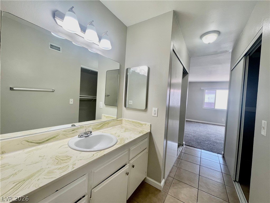 1405 Vegas Valley Drive 298 Property Photo 18