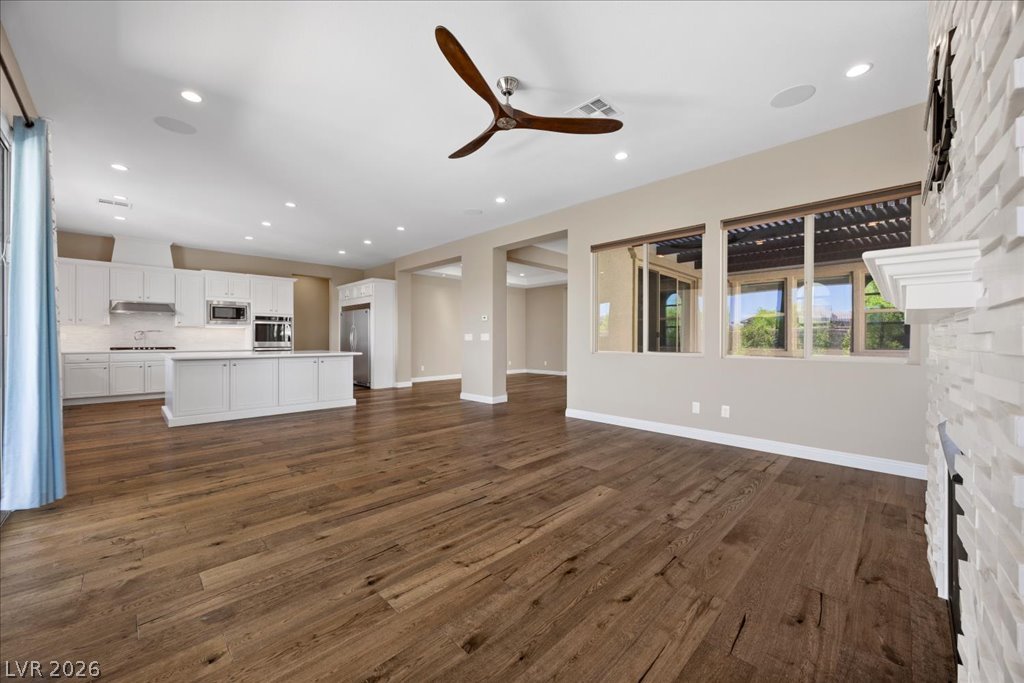 12021 Abbracci Avenue Property Photo 32
