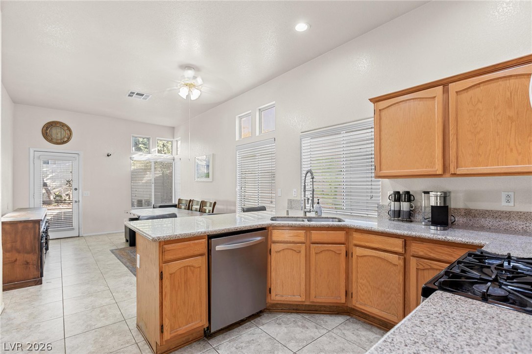 7905 Turtle Cove Avenue Property Photo 2