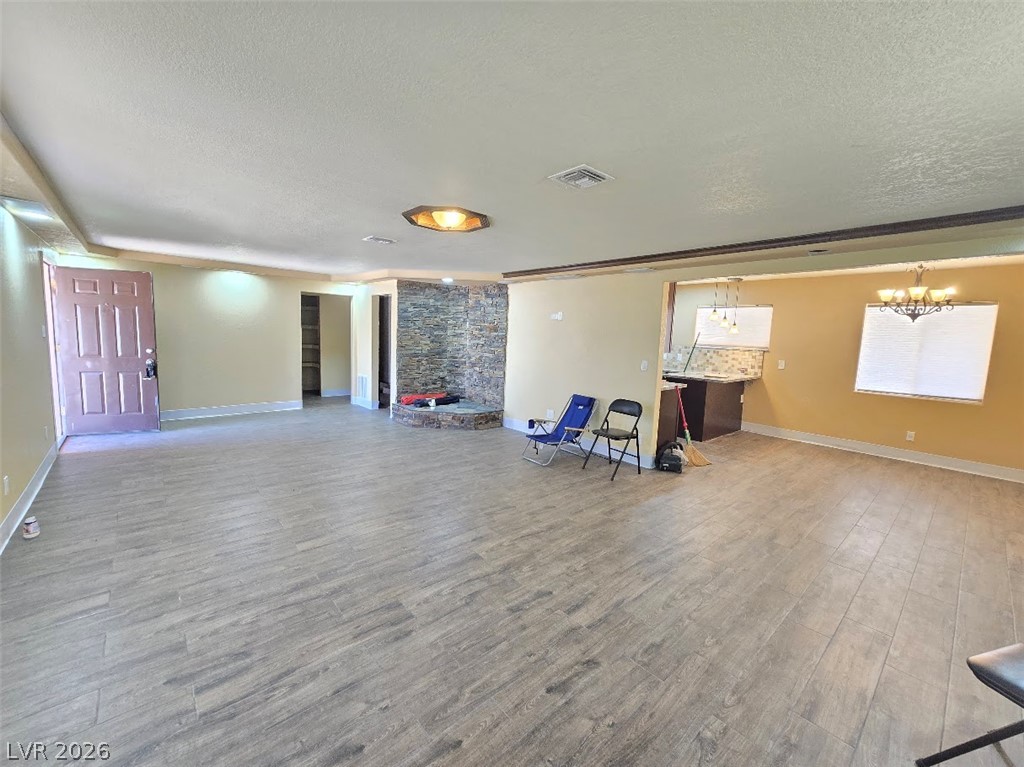 5785 West Russell Road Property Photo 9
