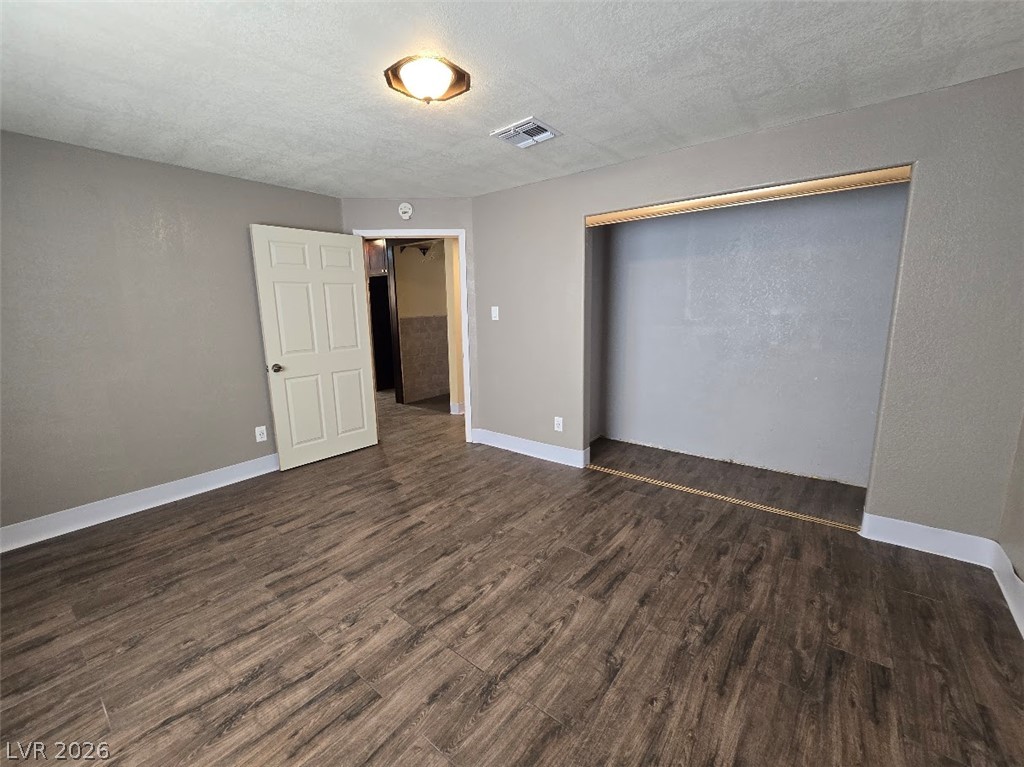 5785 West Russell Road Property Photo 12