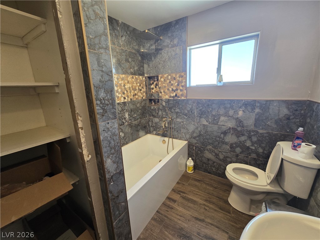 5785 West Russell Road Property Photo 13