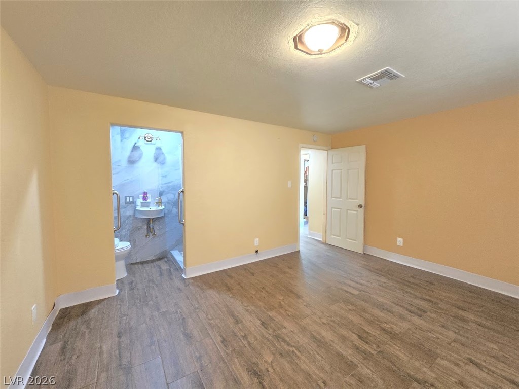 5785 West Russell Road Property Photo 14