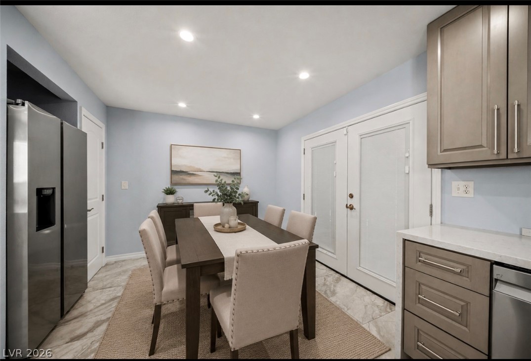 3609 Park Oliver Drive Property Photo 12