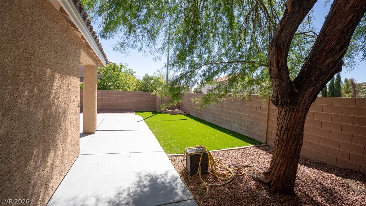5946 Lingering Breeze Street Property Photo 20