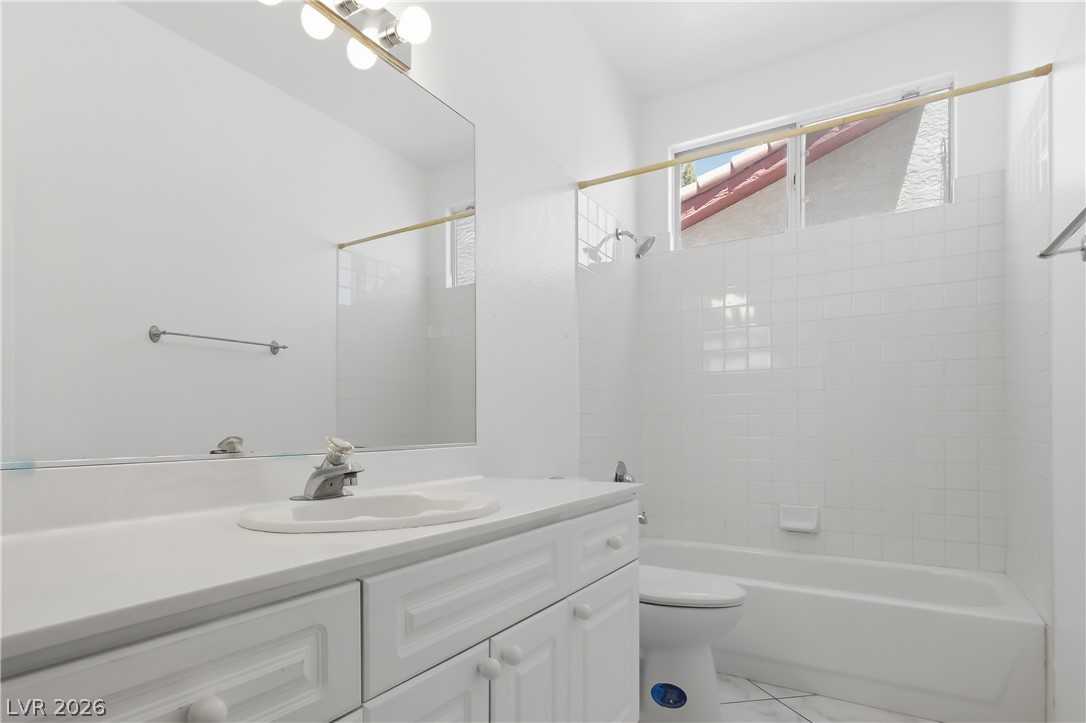 240 Highgate Street Property Photo 31