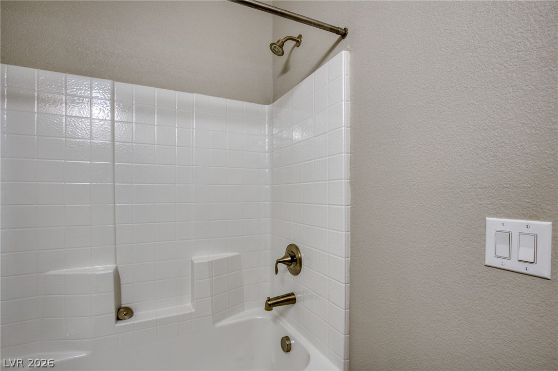 5642 Alta Peak Court Property Photo 25