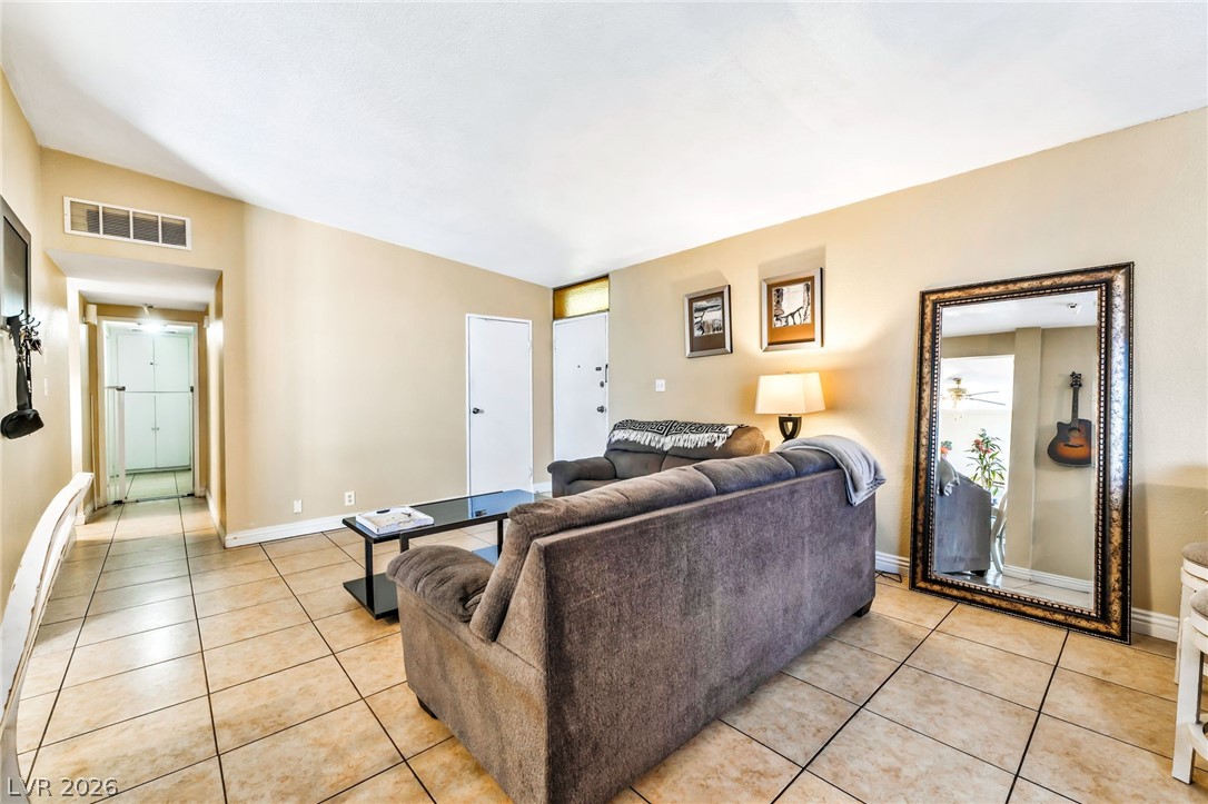 2730 Taylor Avenue Property Photo 11