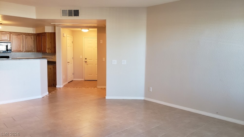 8777 West Maule Avenue 2128 Property Photo 7