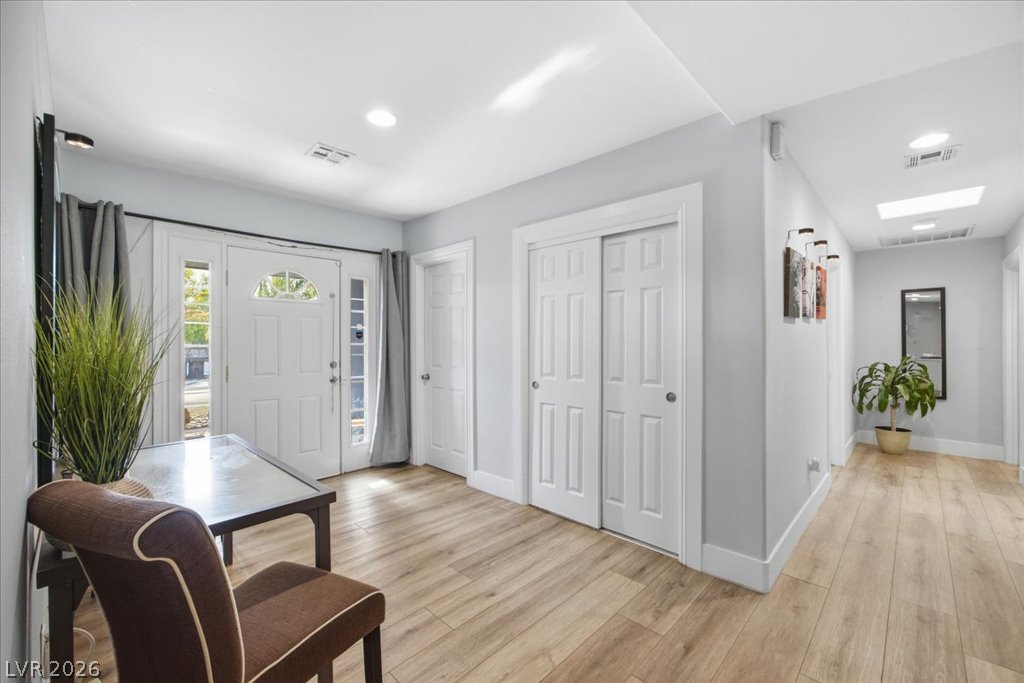 1311 5th Place Property Photo 3