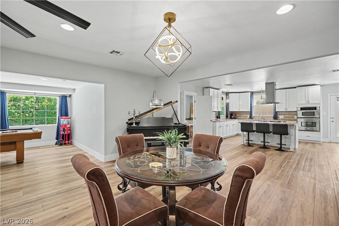 1311 5th Place Property Photo 6