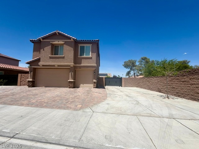 6460 West Diablo Drive Property Photo 1