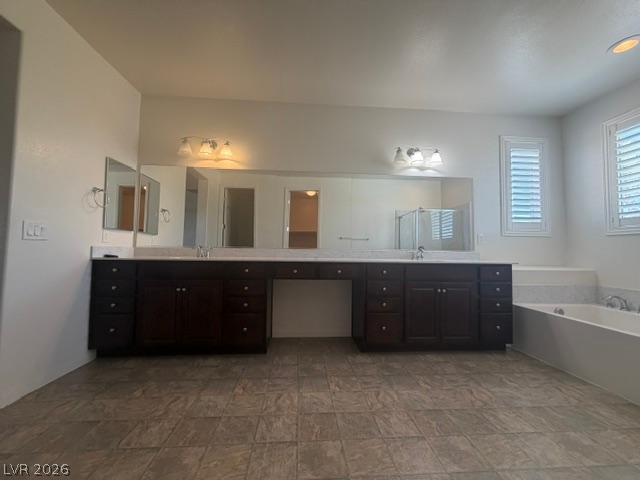 6460 West Diablo Drive Property Photo 15