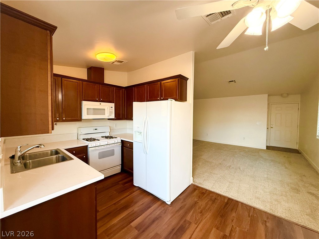 511 Chandler Street Property Photo 2