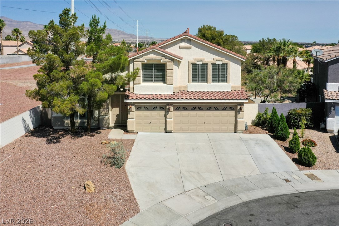8332 Spring Arts Avenue Property Photo 2
