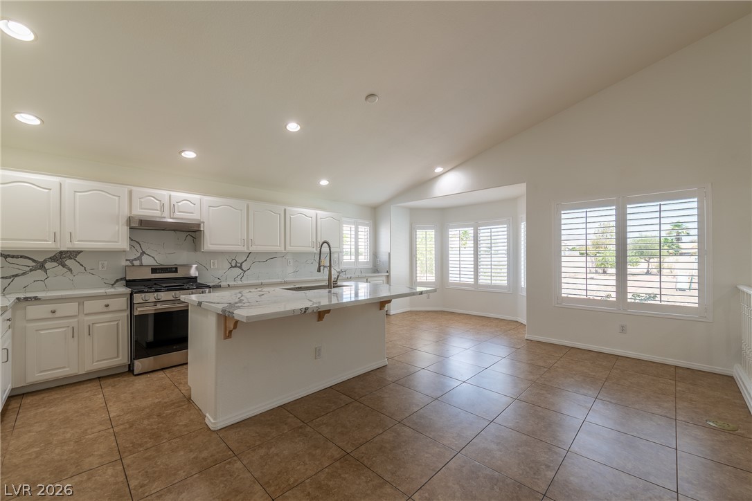 8332 Spring Arts Avenue Property Photo 17