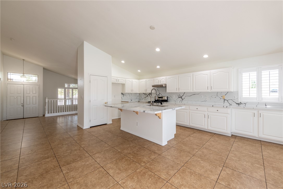 8332 Spring Arts Avenue Property Photo 18