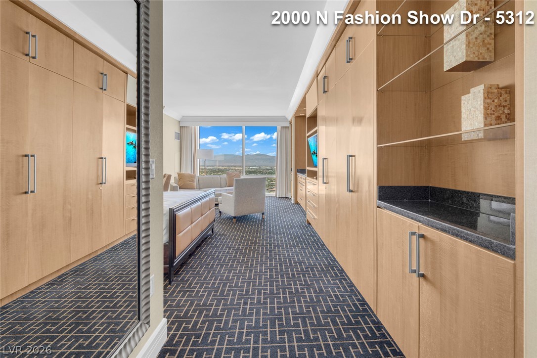 2000 North Fashion Show Drive 5312 Property Photo 6