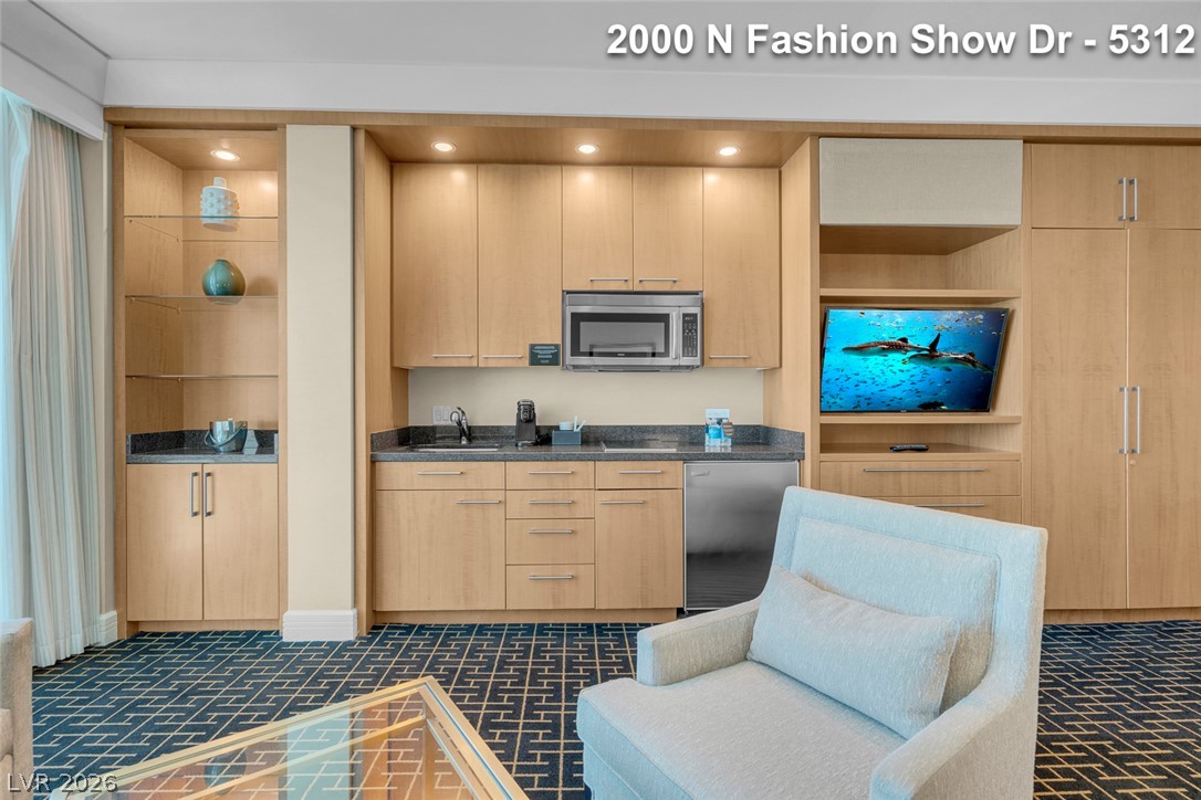 2000 North Fashion Show Drive 5312 Property Photo 29