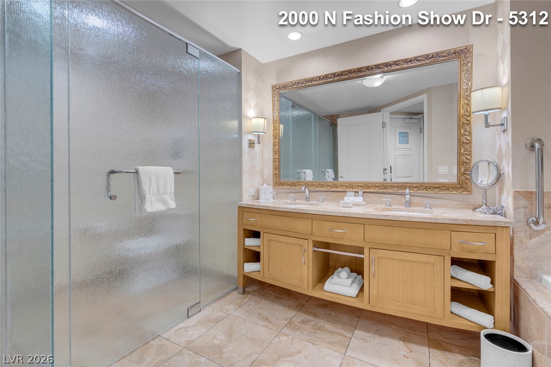 2000 North Fashion Show Drive 5312 Property Photo 35
