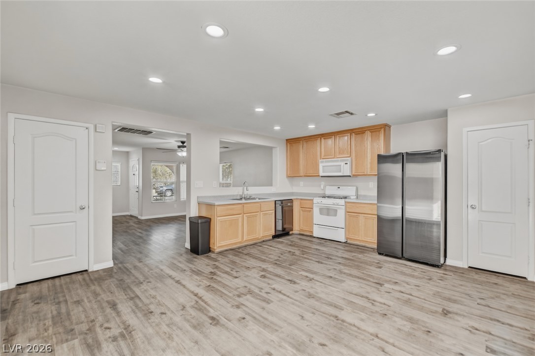 11159 Ranch Valley Street Property Photo 7